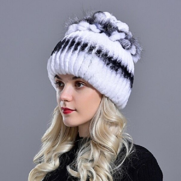 Béret féminin en fourrure de lapin J776 blanc-gris