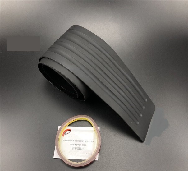 Beschermrubberen strip voor auto 104 cm zwart
