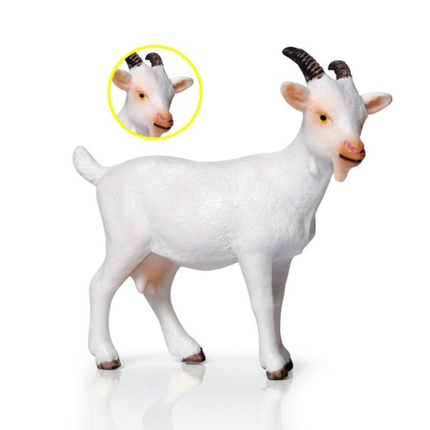 Biała figurka kozy 1