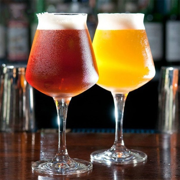 Bierglas met steel 400 ml 1