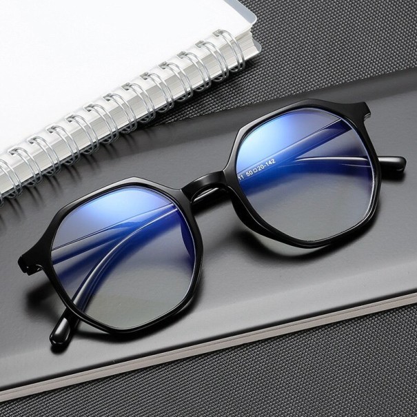 Blue Light Glasses for Computer and Mobile Geometric Plastic Frame in the Shape of a Polygon Clear Lenses Moulded Nose Pads black