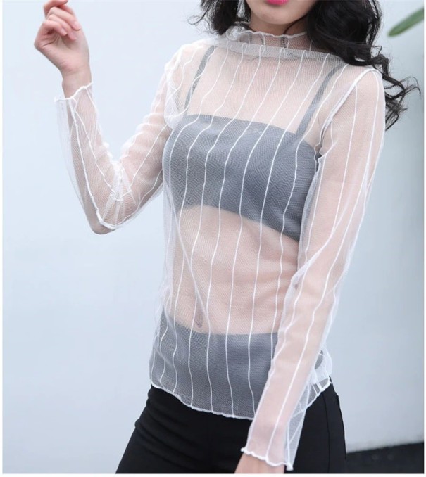 Blusa transparente de mujer 2