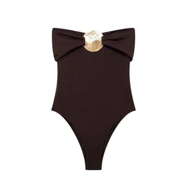 Body aderente da donna senza maniche con spalle scoperte, decorazione in metallo, superficie liscia e chiusura con bottoni a pressione marrone S