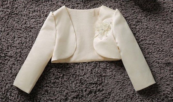 Bolerinho de Menina J883 creme 4