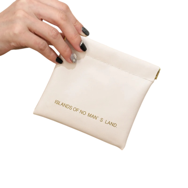 Bolsa de cosméticos PU 12 x 11,5 cm Bolsa de armazenamento à prova de água para moedas Cabos de dados Auriculares Envelope vermelho Carteira com fecho automático branco