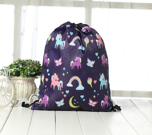 Bolsa de rapariga com unicórnio 11