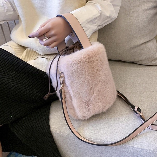 Bolso de mano de mujer con pelo sintético M1068 rosa viejo