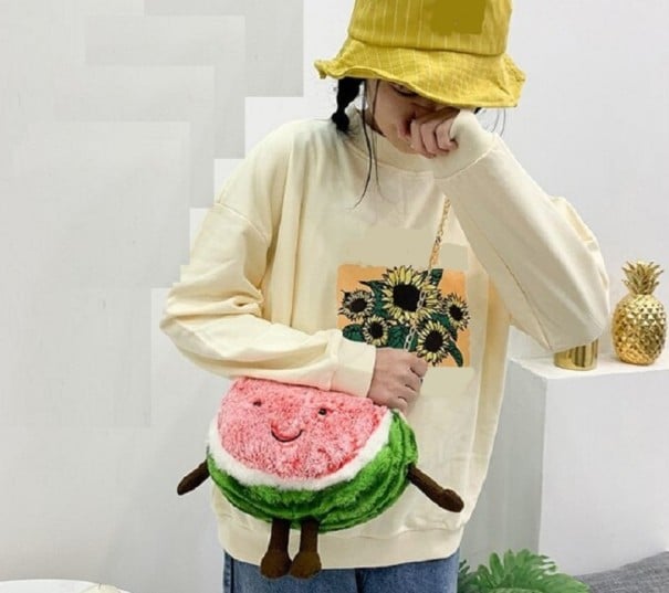 Bolso de mujer en forma de sandía Bolso de peluche cruzado con cadena Piel sintética suave Cara sonriente y patitas pequeñas Rosa y verde 1