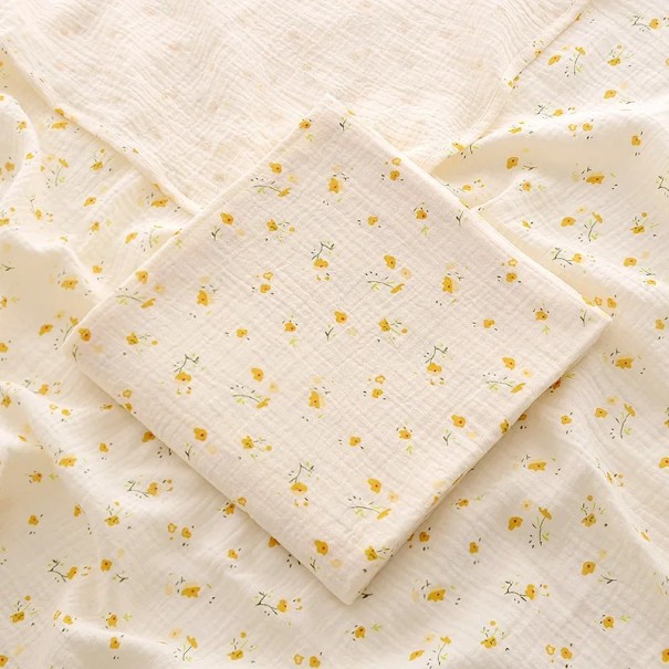 Bomuldsmuslinstæppe til babyer 100x100 cm babyhåndklæde svøb gult blomstermønster til nyfødte badeværelse soveplads 1