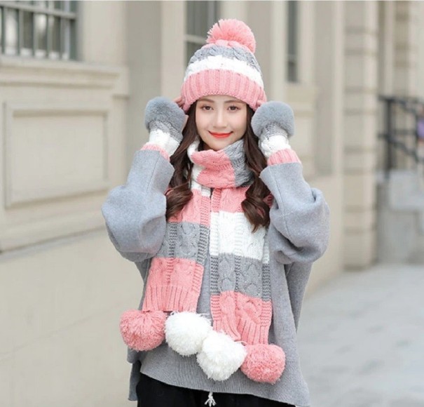 Bonnet d'hiver pour femmes avec écharpe et gants rose