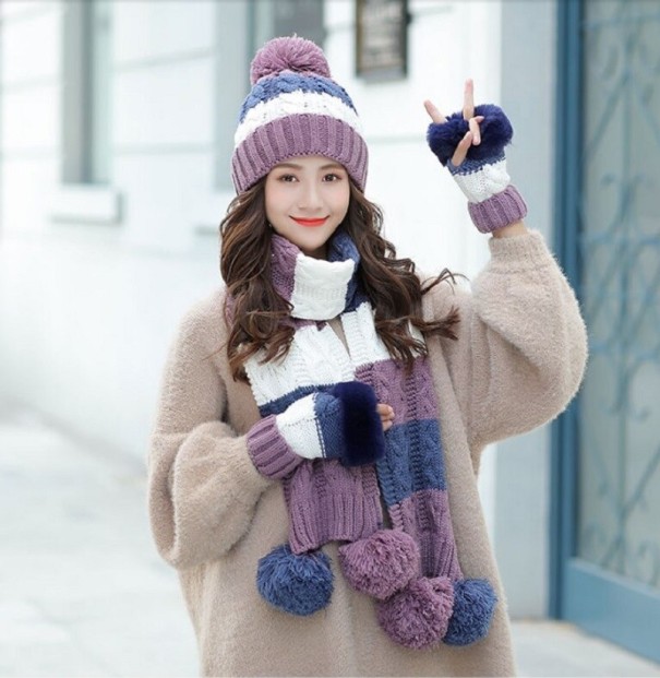 Bonnet d'hiver pour femmes avec écharpe et gants violet