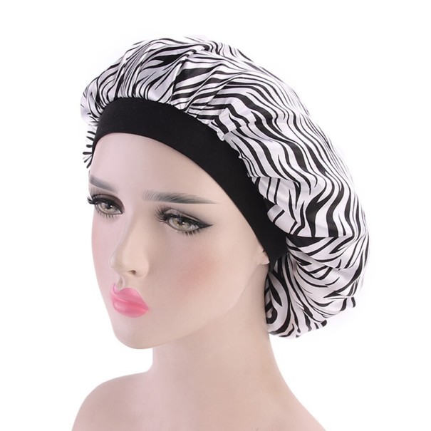 Bonnet de nuit en satin 5