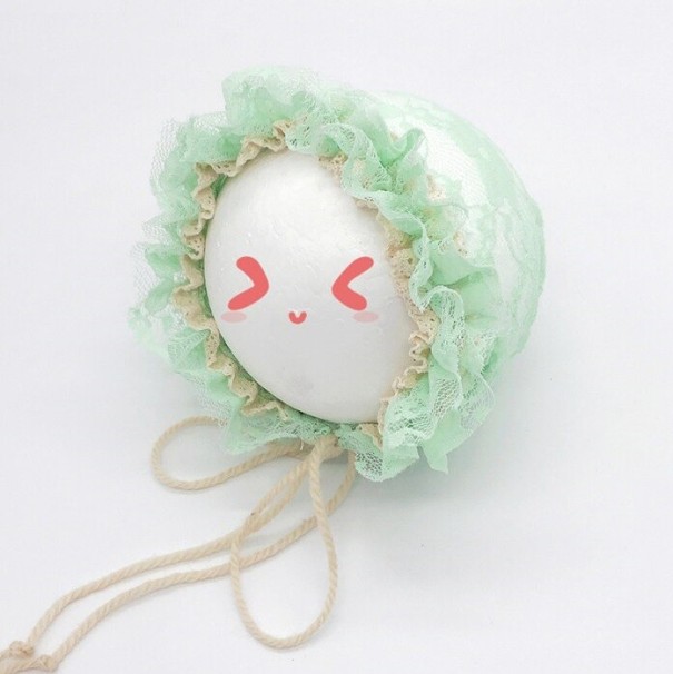 Bonnet en dentelle pour fille Melissa vert clair