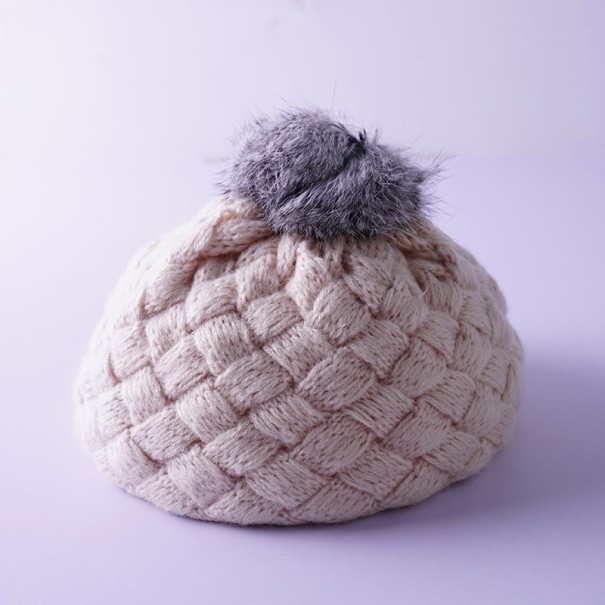 Børns vinterstrikhue med pompon J2473 beige