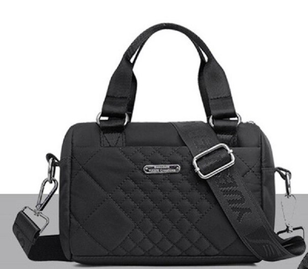 Borsa a tracolla da donna M1030 nero