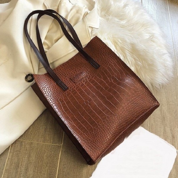 Borsa da donna con motivo pelle di serpente M978 marrone