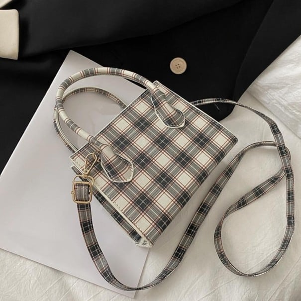Borsa mini da donna da portare a mano o a spalla con motivo a quadri Due maniglie corte e una lunga tracolla con moschettone PU pelle 17 x 13,5 nero