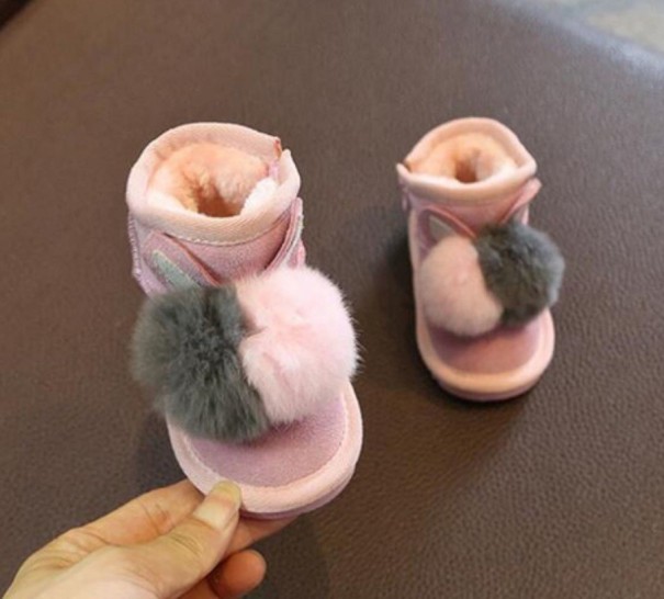 Botas de fieltro para niñas con pompones rosa 23