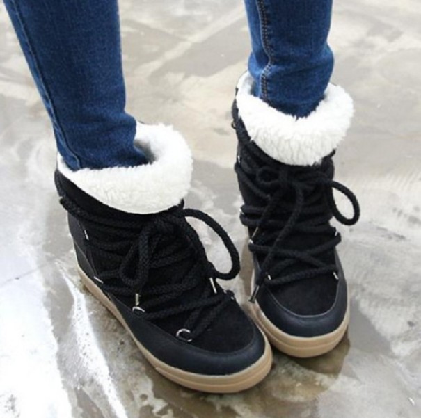 Botas de invierno de mujer con cordones J1812 negro y blanco 35