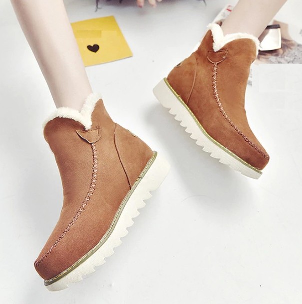 Botas de invierno elegantes para mujer con plataforma J2280 marrón 34