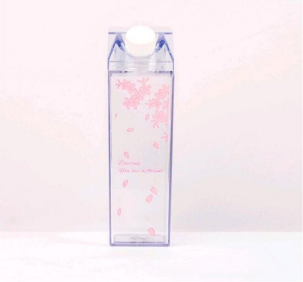 Botella de leche de plástico con estampado 8