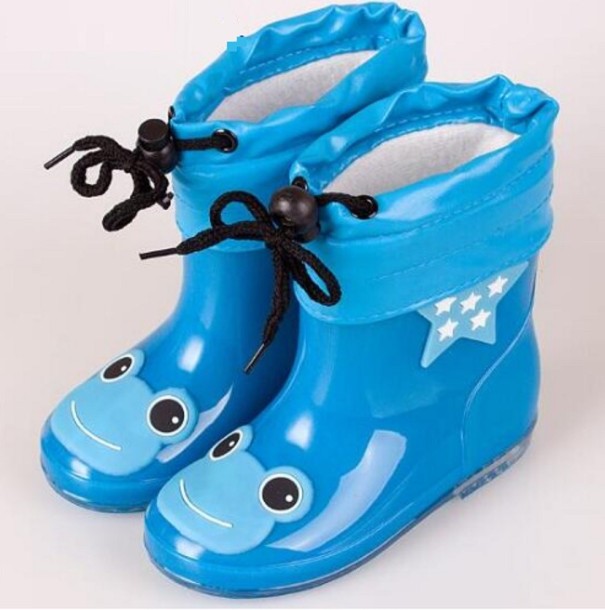 Bottes en caoutchouc pour enfants avec des animaux bleu 28