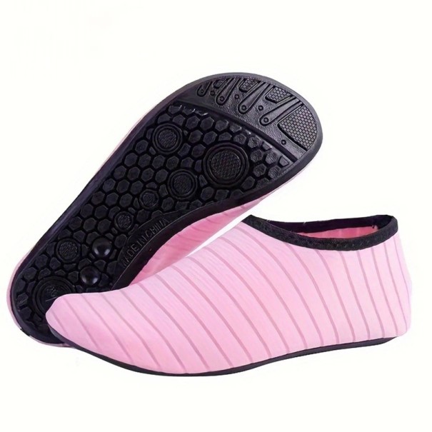 Boty do vody unisex Protiskluzová podrážka Nylonový materiál Jednobarevné Lehké plážové aqua boty na koupání k moři i bazénu světle růžová 42-43