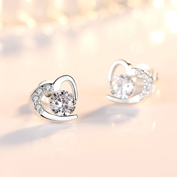 Boucles d'oreilles à clou en forme de cœur H709 argenté