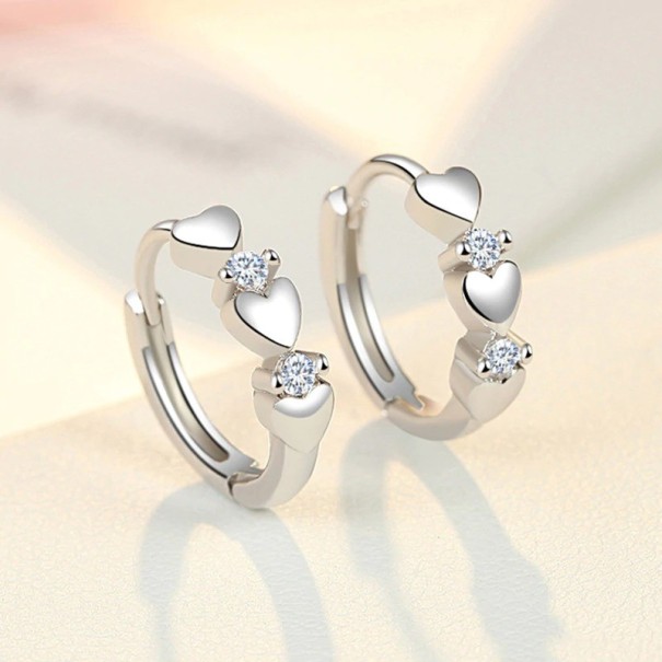 Boucles d'oreilles circulaires pour femmes en forme de cœur J145 1