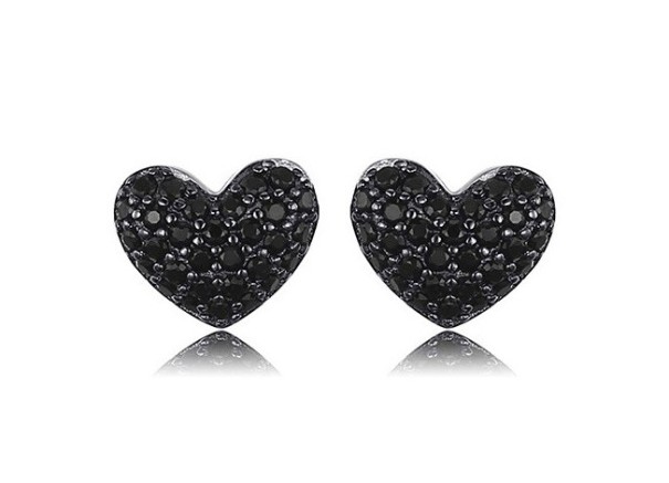 Boucles d'oreilles en argent pour femmes en forme de cœur 1