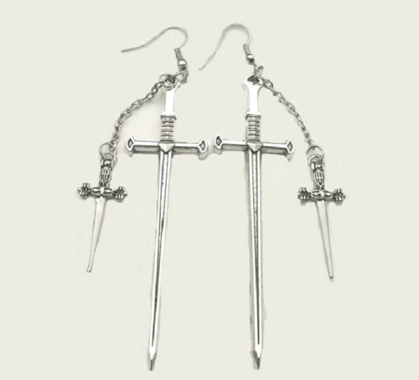 Boucles d'oreilles pendantes épées 3