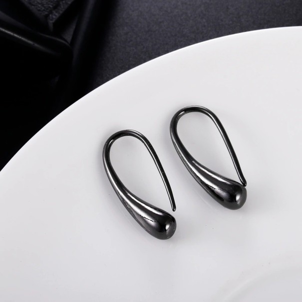 Boucles d'oreilles pendantes pour femmes en forme de goutte noir