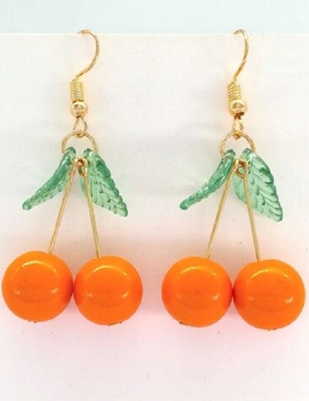 Boucles d'oreilles pour femmes avec des cerises 1