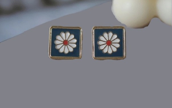 Boucles d'oreilles pour femmes avec fleurs J156 2