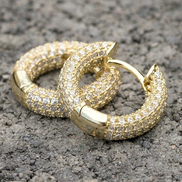 Boucles d'oreilles pour femmes en forme de cerceau avec des zircons doré