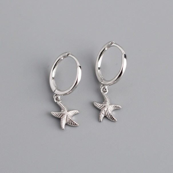 Boucles d'oreilles pour femmes en forme de cerceau avec étoile de mer argenté