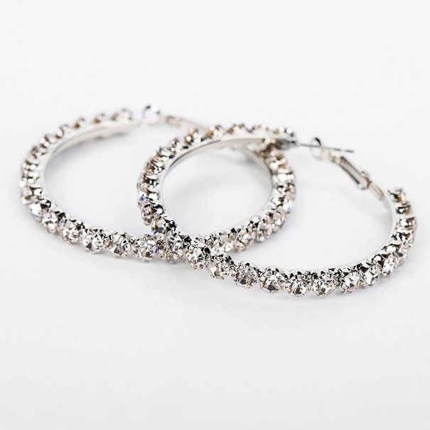 Boucles d'oreilles rondes pour femmes avec zircon argenté