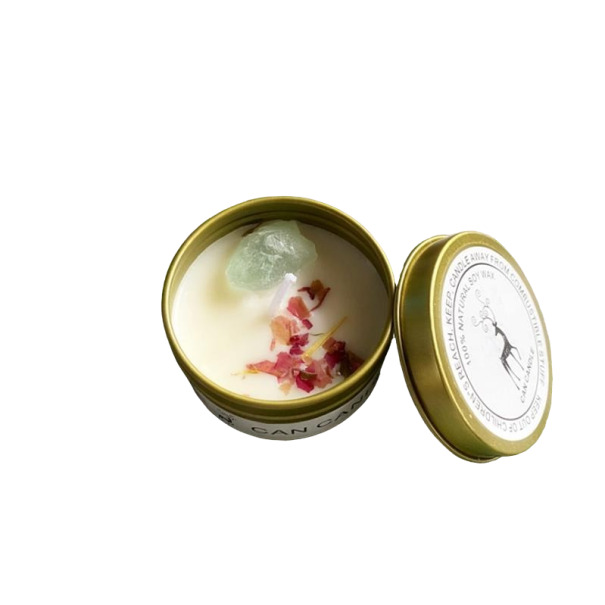 Bougie parfumée dans une boîte en métal de 70 g vert