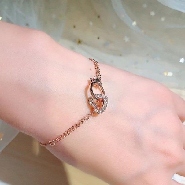 Bracciale a catena da donna cuore unito 1