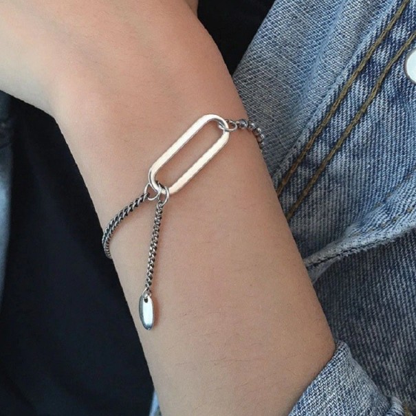 Bracelet en chaîne pour femmes avec des billes 1