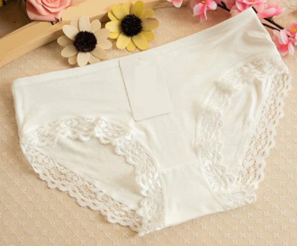 Braguita de mujer con encaje Valentina blanco XL