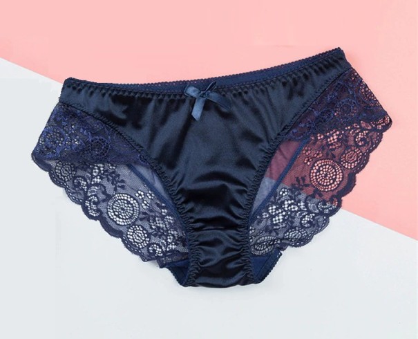 Braguitas sexys con encaje azul oscuro M Braguitas sexys con encaje azul oscuro M