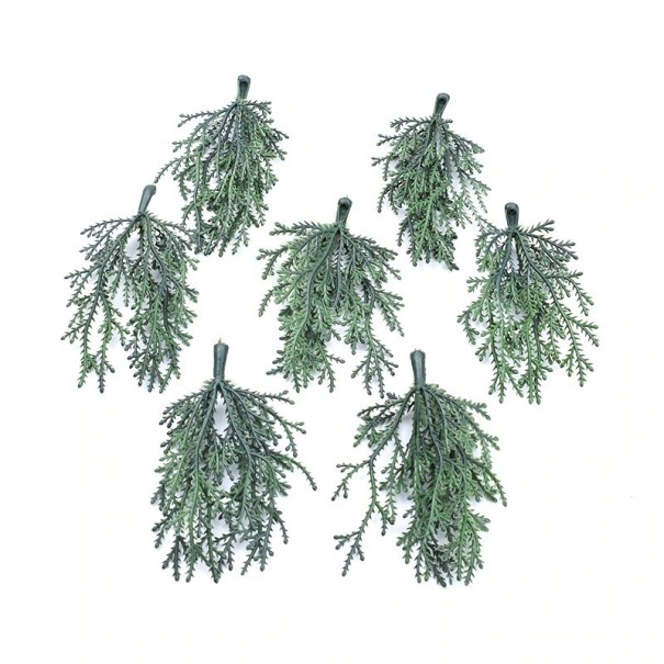 Branche artificielle de conifère 6 pcs C627 1