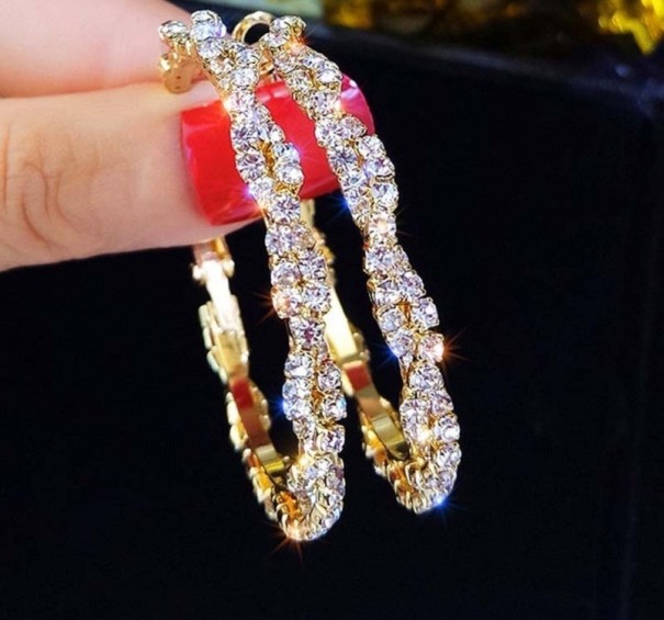 Brincos de Senhora em Forma de Anel com Strass 1