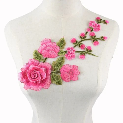Broderet applikation med blomsterdesign 30 x 16 cm Dekorativ broderet patch til tøj Polyester dekorativ patch til kjoler jakker DIY udsmykning rosa