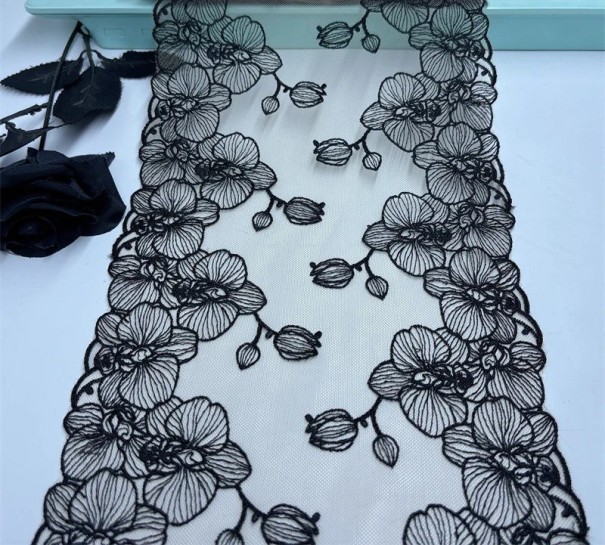 Broderet blonde net 21 x 91 cm Sort polyester blonde med plantemotiv Dekorativt stof til syning af tøj dekorationer bryllup DIY 1