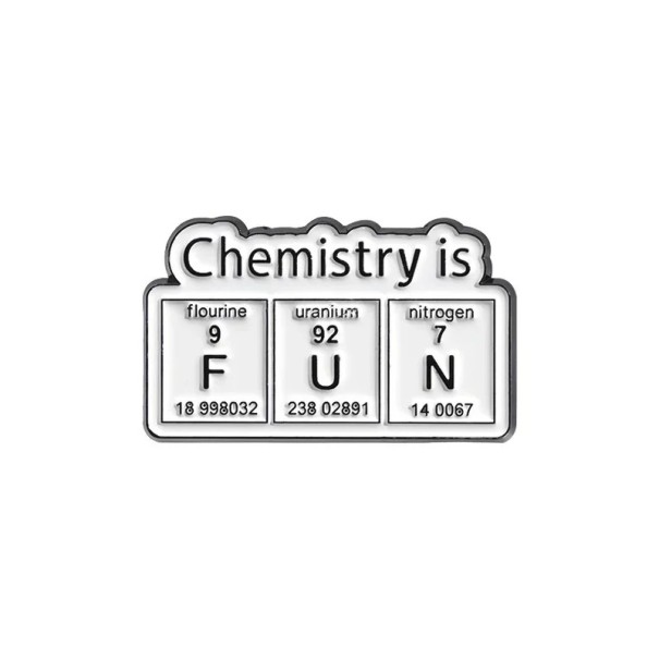 Broșă chimie inscripție Chemistry is FUN cca 1,8 x 2,8 cm insignă multicoloră cu elemente din tabela periodică pentru îmbrăcăminte rucsac 1