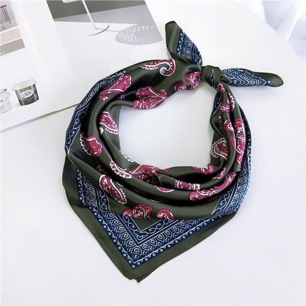 Bufanda unisex con estampado verde militar