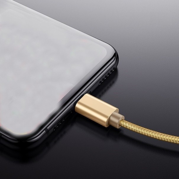 Cabo de dados Apple Lightning para USB K532 dourado 1 m