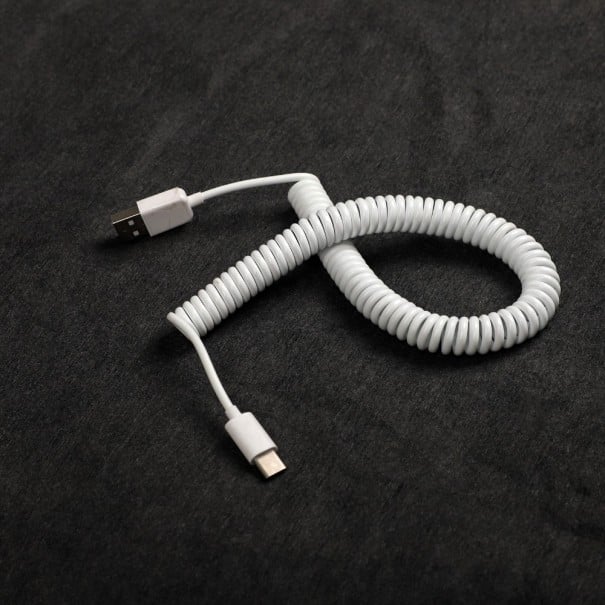 Cabo USB-C de ligação para teclado branco
